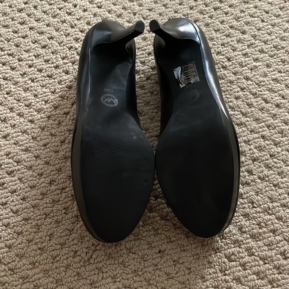 Michael Kors Leather Heels - Picture 4 of 5